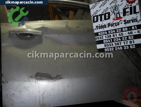 Renault Clio Sağ Ön Kapı çıkma parça