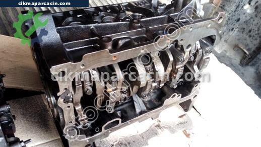 Renault Kangoo Yarım Motor çıkma parça