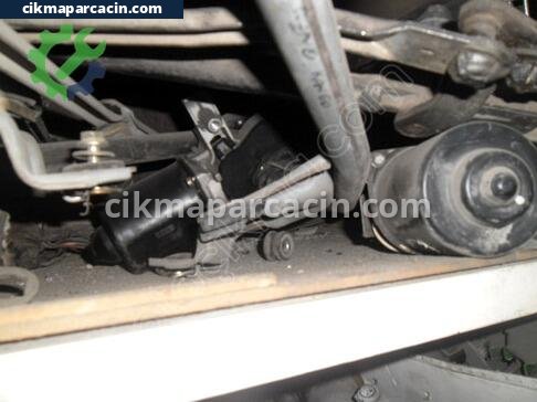 Renault Kangoo Silecek Kolu çıkma parça
