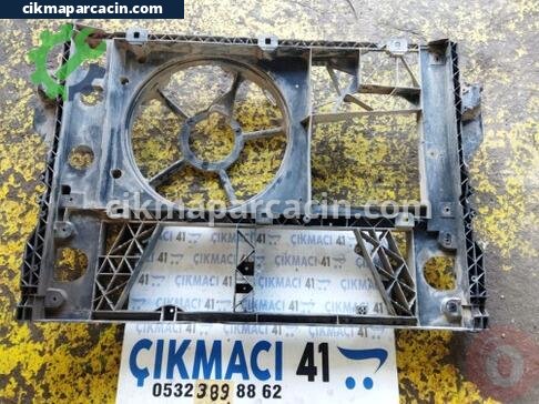 Renault Master Sis Farı Çerçevesi çıkma parça