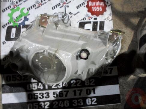 Renault Megane Sağ Ön Far MEGANE1 çıkma parça