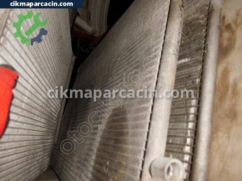 Renault Megane Klima Radyatörü çıkma parça