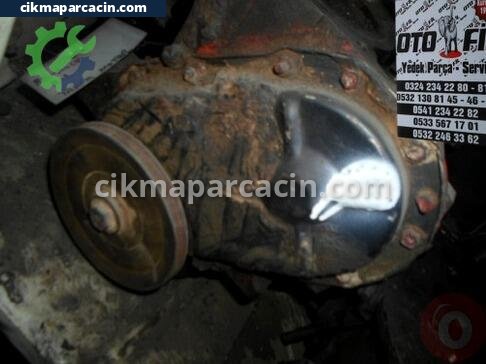 Renault R12 Yarım Motor çıkma parça