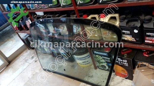 Renault R 19 Ön Cam çıkma parça