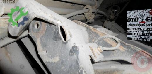 Renault R 21 Arka Dingil çıkma parça