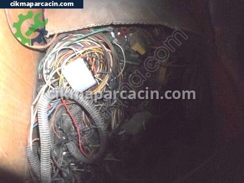 Renault R9 Motor Tesisatı çıkma parça