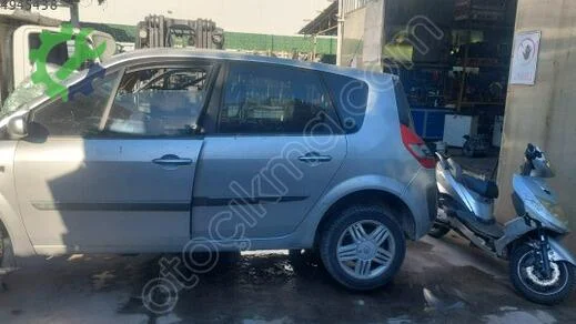 Renault Scenic Arka Koltuk çıkma parça