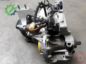 RENAULT SYMBOL 2015 D4F 1.2 16V ŞANZIMAN 320104106R
