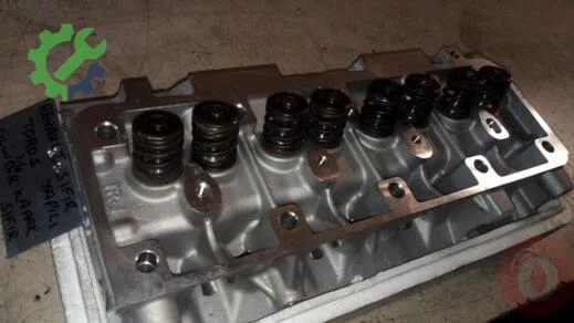 Renault R 12 Silindir Kapağı çıkma parça
