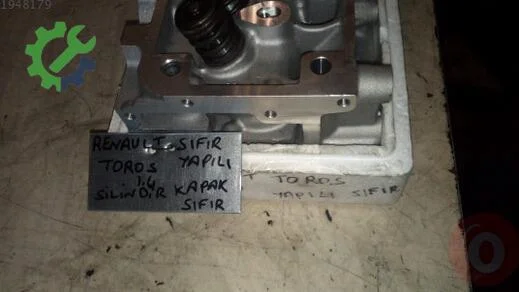 Renault R 12 Silindir Kapağı çıkma parça