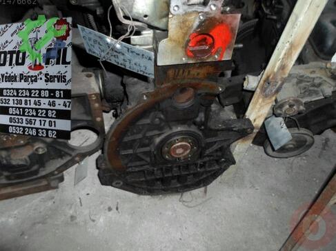 Renault Trafic Yarım Motor çıkma parça