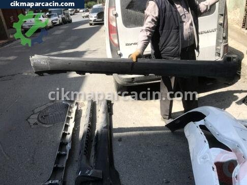 Jeep Renegade Bakalitler çıkma parça