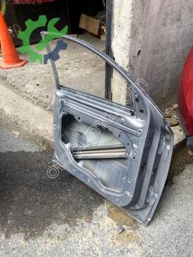 Volvo S40 Sol Ön Kapı çıkma parça