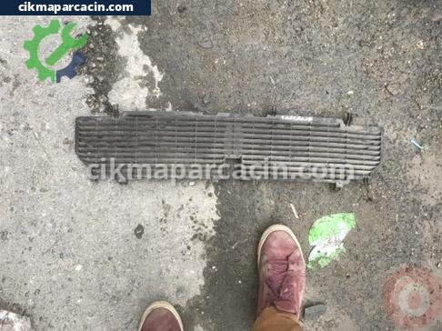 Renault Safrane Tampon Izgarası çıkma parça