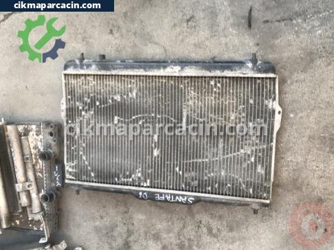 Hyundai Santa Fe Su Radyatörü çıkma parça