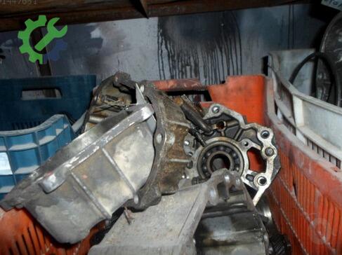 Hyundai Accent Şanzıman Komple çıkma parça