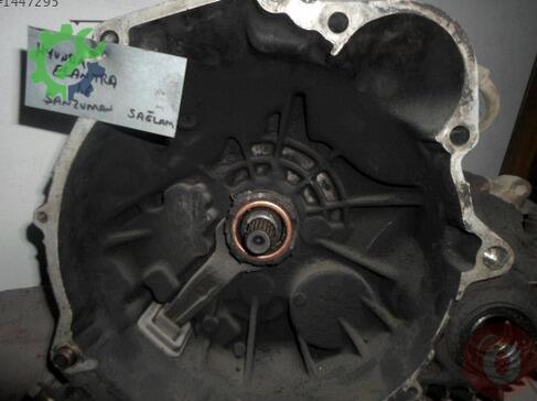 Hyundai Elantra Şanzıman çıkma parça