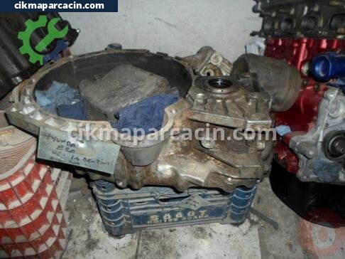 Hyundai Accent Şanzıman Komple çıkma parça