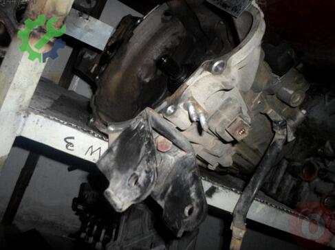 Hyundai Accent Şanzıman Komple çıkma parça