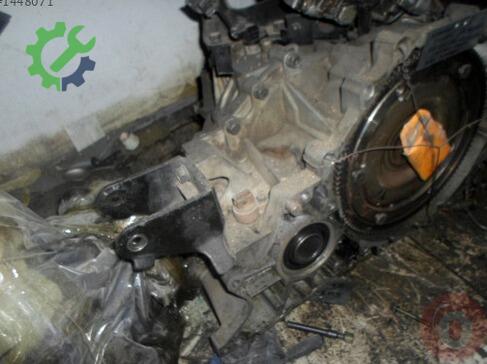 Mercedes-Benz 200 Şanzıman Komple çıkma parça