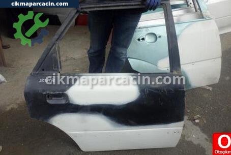 Ford Scorpio Sağ Arka Kapı çıkma parça