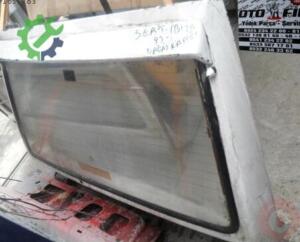 SEAT İBİZA BEYAZ BAGAJ KAPAK