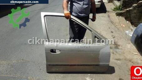 Kia Sephia Sağ Ön Kapı çıkma parça