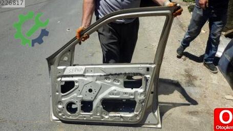 Kia Sephia Sağ Ön Kapı çıkma parça