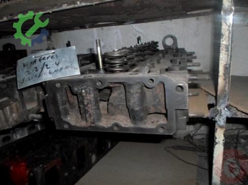 Kia Cerez Silindir Kapağı çıkma parça