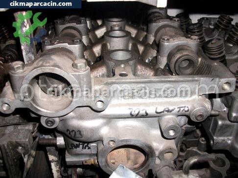 Mazda 323 Silindir Kapağı çıkma parça