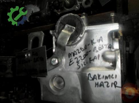 Mazda E-2200 Silindir Kapağı çıkma parça