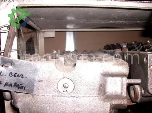 Mercedes-Benz 300 Silindir Kapağı 300SEL çıkma parça