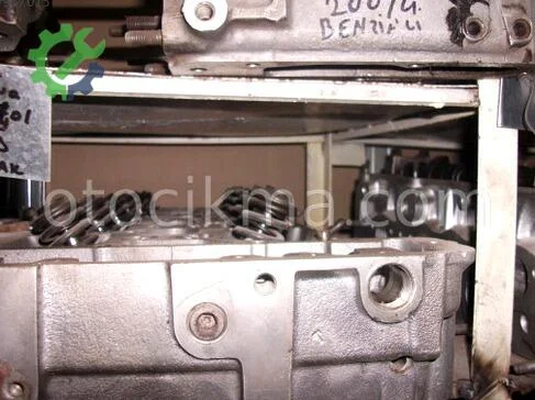 Mercedes-Benz 280 Silindir Kapağı W123-W126 çıkma parça