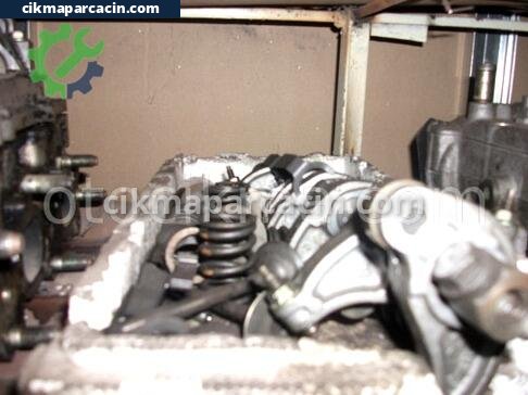 Renault Clio Silindir Kapağı çıkma parça