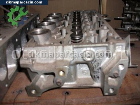 Peugeot 206 Silindir Kapağı çıkma parça