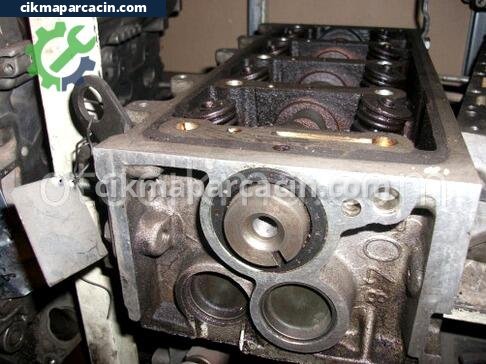 Peugeot 206 Silindir Kapağı çıkma parça