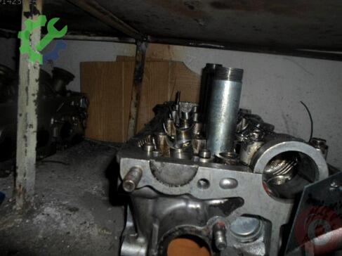 Toyota Carina Silindir Kapağı çıkma parça