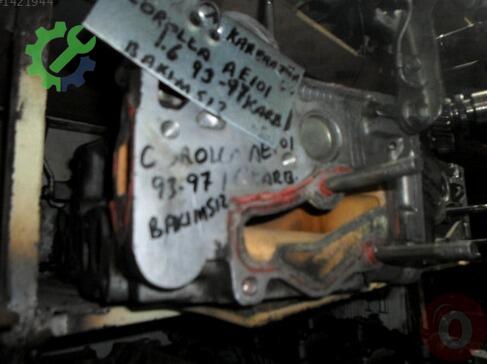 Toyota Corolla Silindir Kapağı çıkma parça