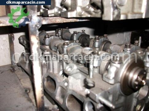 Toyota RAV4 Silindir Kapağı çıkma parça