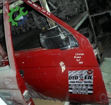 Skoda Pickup Sağ Ön Kapı çıkma parça
