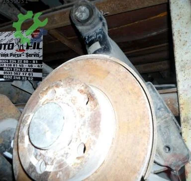 Skoda Fabia Arka Dingil çıkma parça