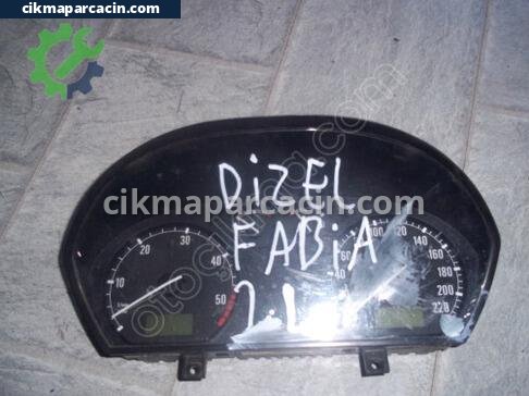 Skoda Fabia Gösterge Saati çıkma parça