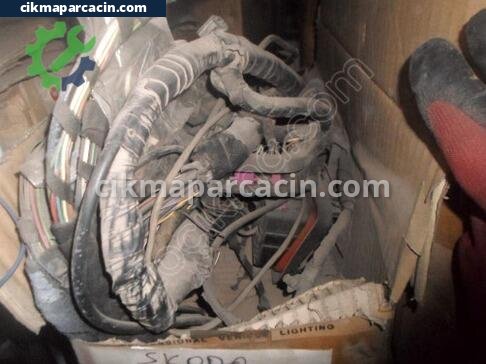 Skoda Fabia Motor Tesisatı çıkma parça