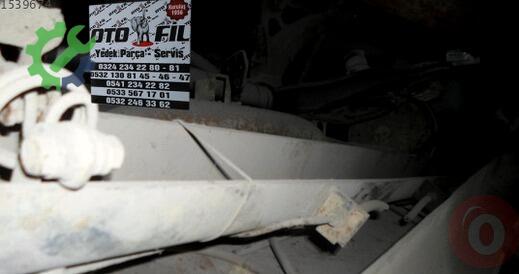 Skoda Favorit Arka Dingil çıkma parça