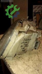 SKODA FAVORİT PİKAP 1997 1.9 DİZEL SAĞ FAR
