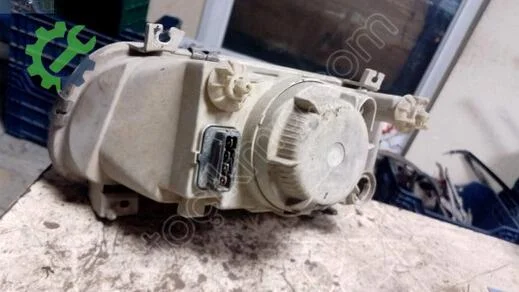 Skoda Felicia Sağ Ön Far çıkma parça