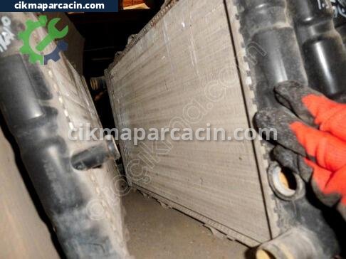 Skoda Pickup Su Radyatörü çıkma parça