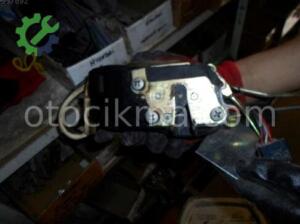 SOL ÖN KAPI İÇ KİLİT TOYOTA COROLLA AE101 93-97