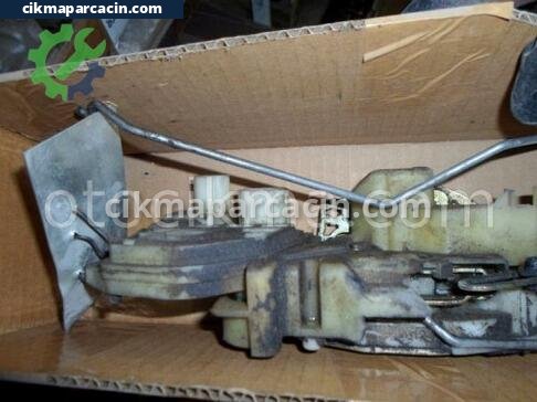 Honda Civic Sol Ön Kapı çıkma parça