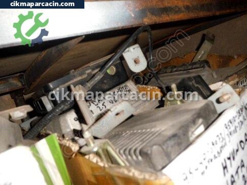 Hyundai Sonata Beyin çıkma parça